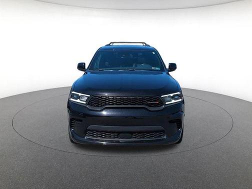 DB Black Crystal Clearcoat 2024 Dodge Durango GT