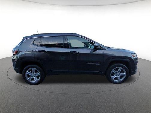Gray 2024 Jeep Compass Latitude