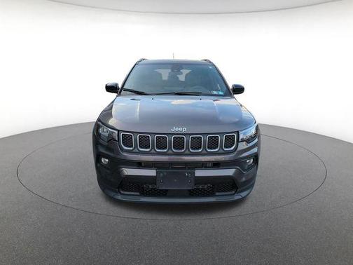Gray 2024 Jeep Compass Latitude