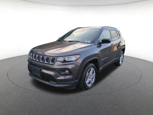 Gray 2024 Jeep Compass Latitude
