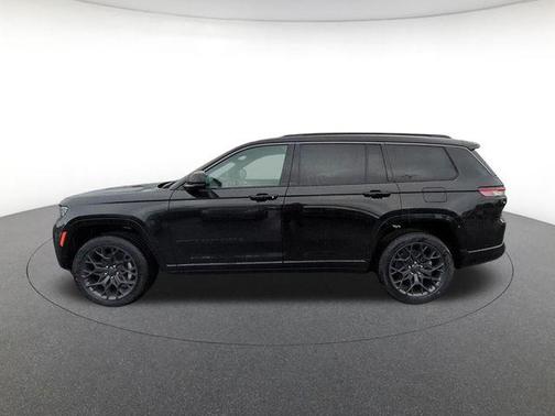 Diamond Black 2026 Jeep Grand Cherokee L Summit
