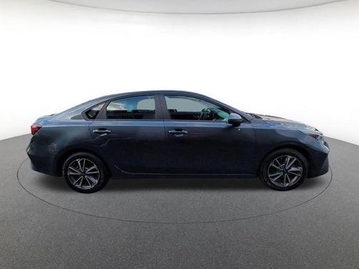Gray 2024 Kia Forte LXS