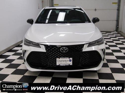 2019 Toyota Avalon Touring