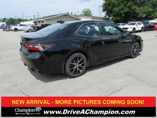 2024 Toyota Camry SE Nightshade