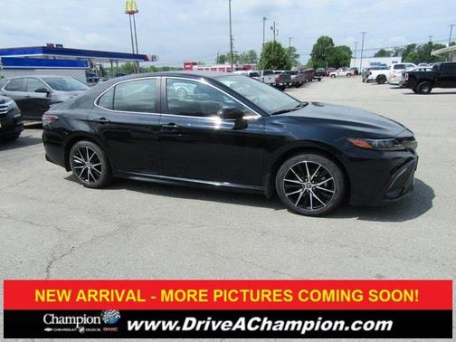 2024 Toyota Camry SE Nightshade