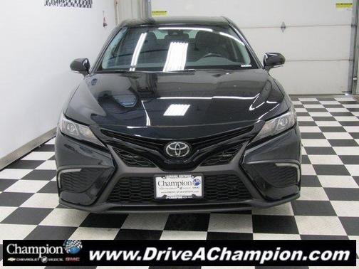 2024 Toyota Camry SE Nightshade
