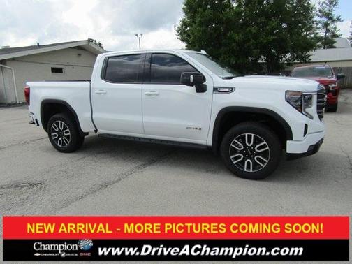 2022 GMC Sierra 1500 AT4