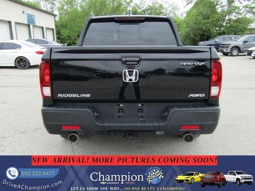 Black 2023 Honda Ridgeline RTL