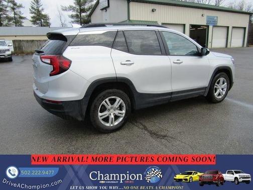 2022 GMC Terrain SLE