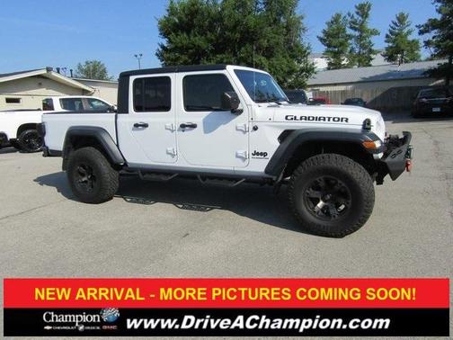2020 Jeep Gladiator Sport