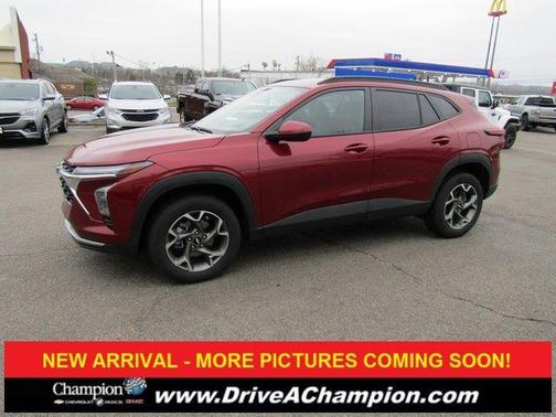 2025 Chevrolet Trax LT