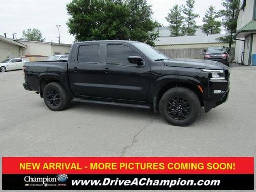 2023 Nissan Frontier SV