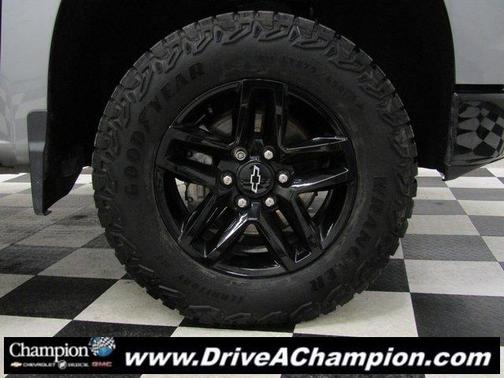 2024 Chevrolet Silverado 1500 Custom Trail Boss