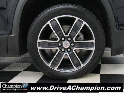2022 GMC Acadia SLT