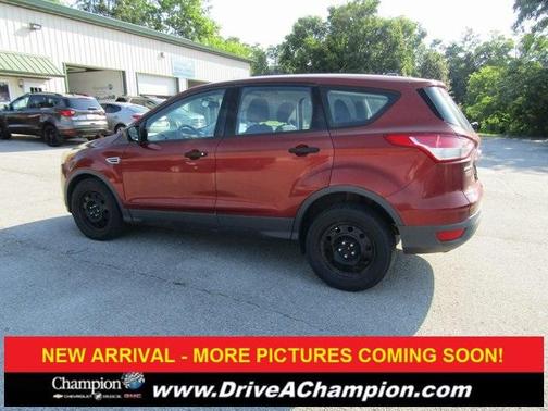 2014 Ford Escape S