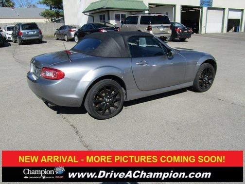 2012 Mazda MX-5 Miata Sport