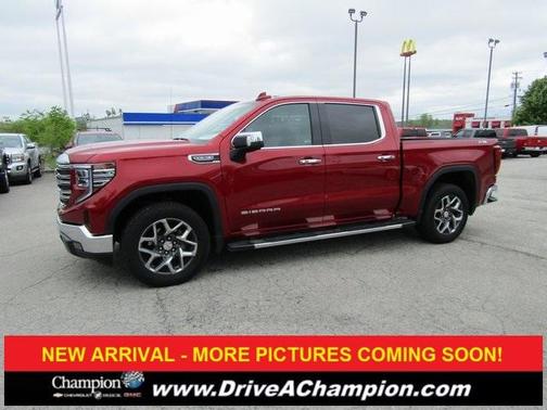 2024 GMC Sierra 1500 SLT