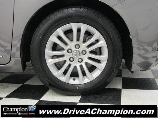 2015 Toyota Sienna L