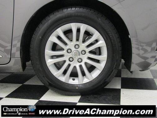 2015 Toyota Sienna L