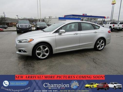 2013 Ford Fusion SE