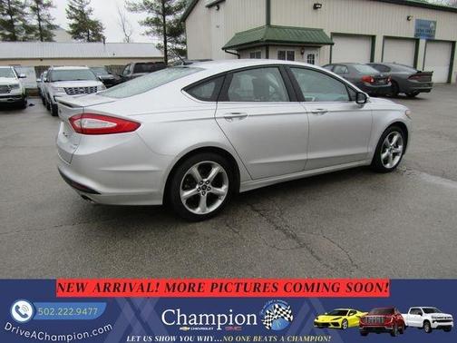 2013 Ford Fusion SE