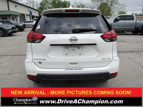 2017 Nissan Rogue SV