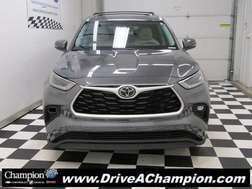 2021 Toyota Highlander XLE