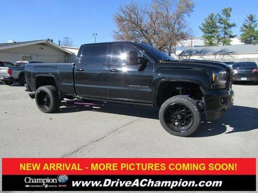 2016 GMC Sierra 2500 Denali