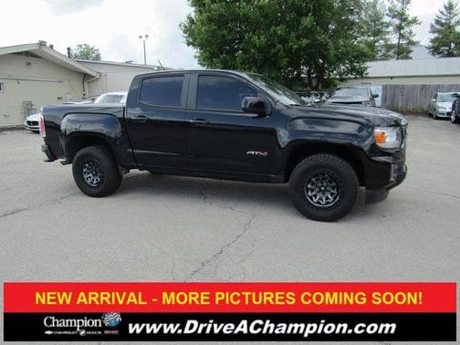 2022 GMC Canyon AT4 w/Cloth