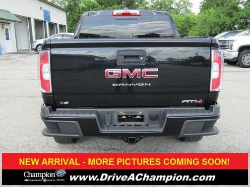 2022 GMC Canyon AT4 w/Cloth