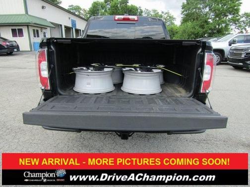 2022 GMC Canyon AT4 w/Cloth