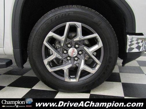 2022 GMC Sierra 1500 SLT