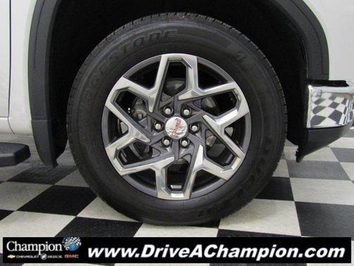 2022 GMC Sierra 1500 SLT