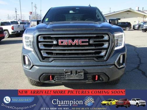 2021 GMC Sierra 1500 AT4