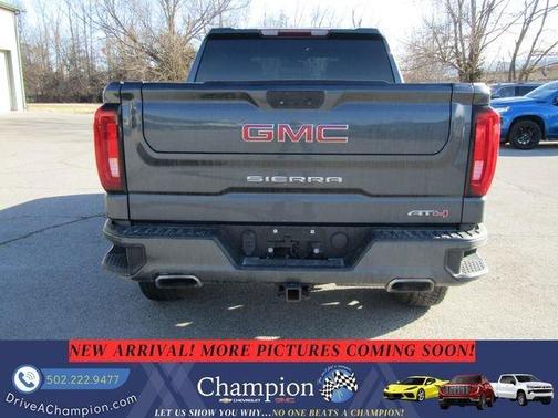 2021 GMC Sierra 1500 AT4