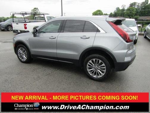 2024 Cadillac XT4 Premium Luxury