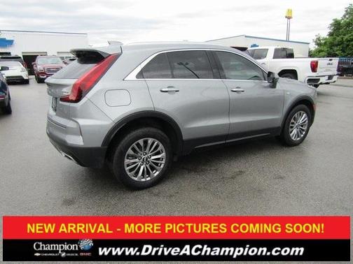 2024 Cadillac XT4 Premium Luxury