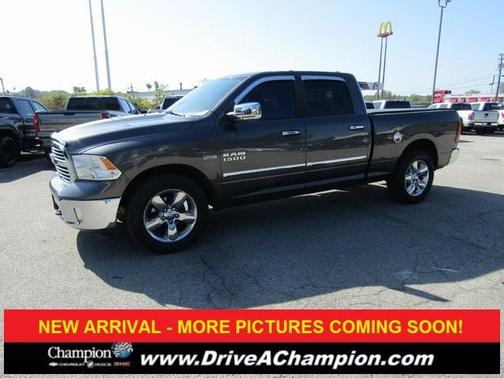 2014 RAM 1500 SLT