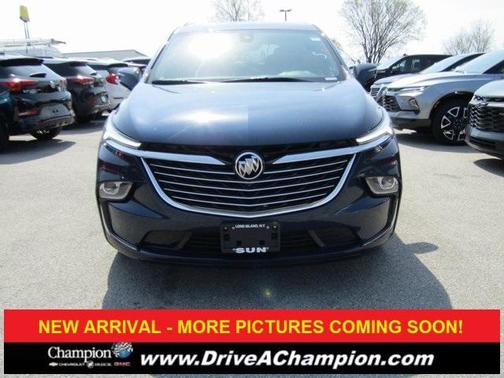2022 Buick Enclave Essence