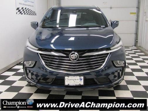 2022 Buick Enclave Essence