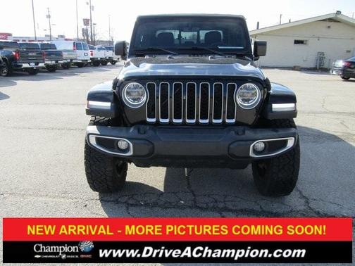 2021 Jeep Gladiator Overland