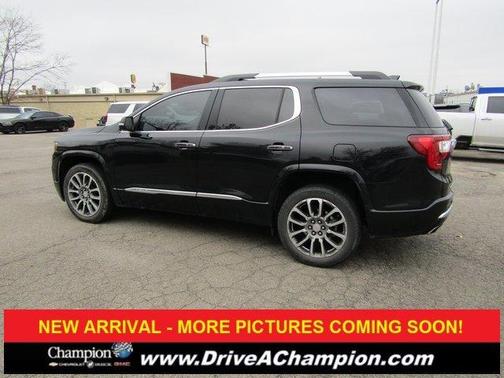 2021 GMC Acadia Denali