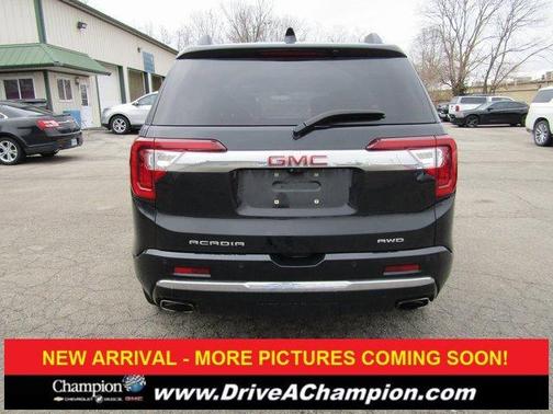 2021 GMC Acadia Denali