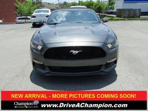 2016 Ford Mustang V6