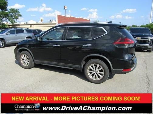 2018 Nissan Rogue SV