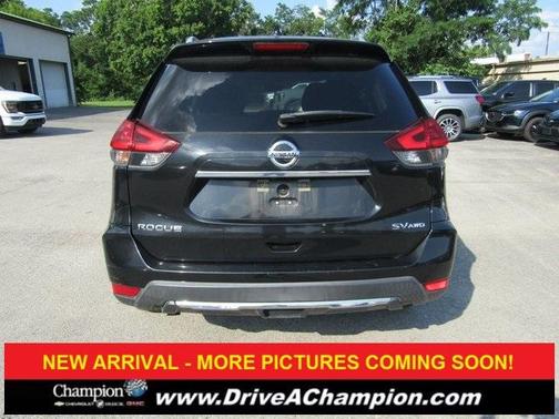 2018 Nissan Rogue SV