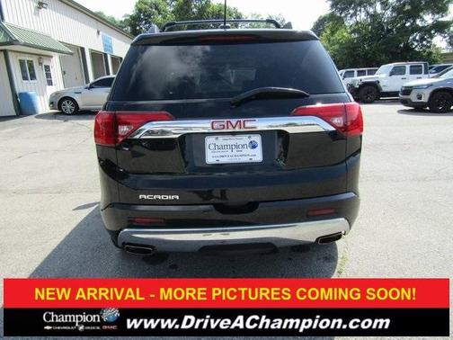 2019 GMC Acadia Denali