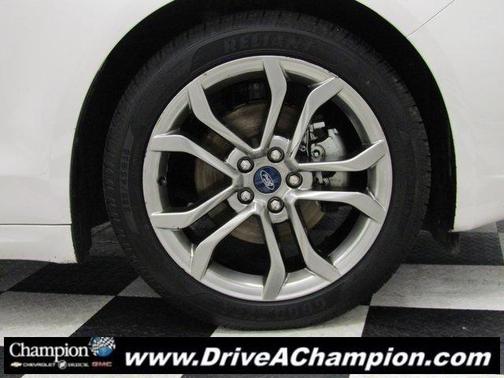 2020 Ford Fusion SEL