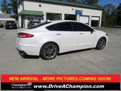 2020 Ford Fusion SEL