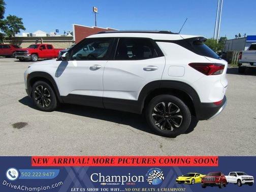White 2023 Chevrolet Trailblazer LT